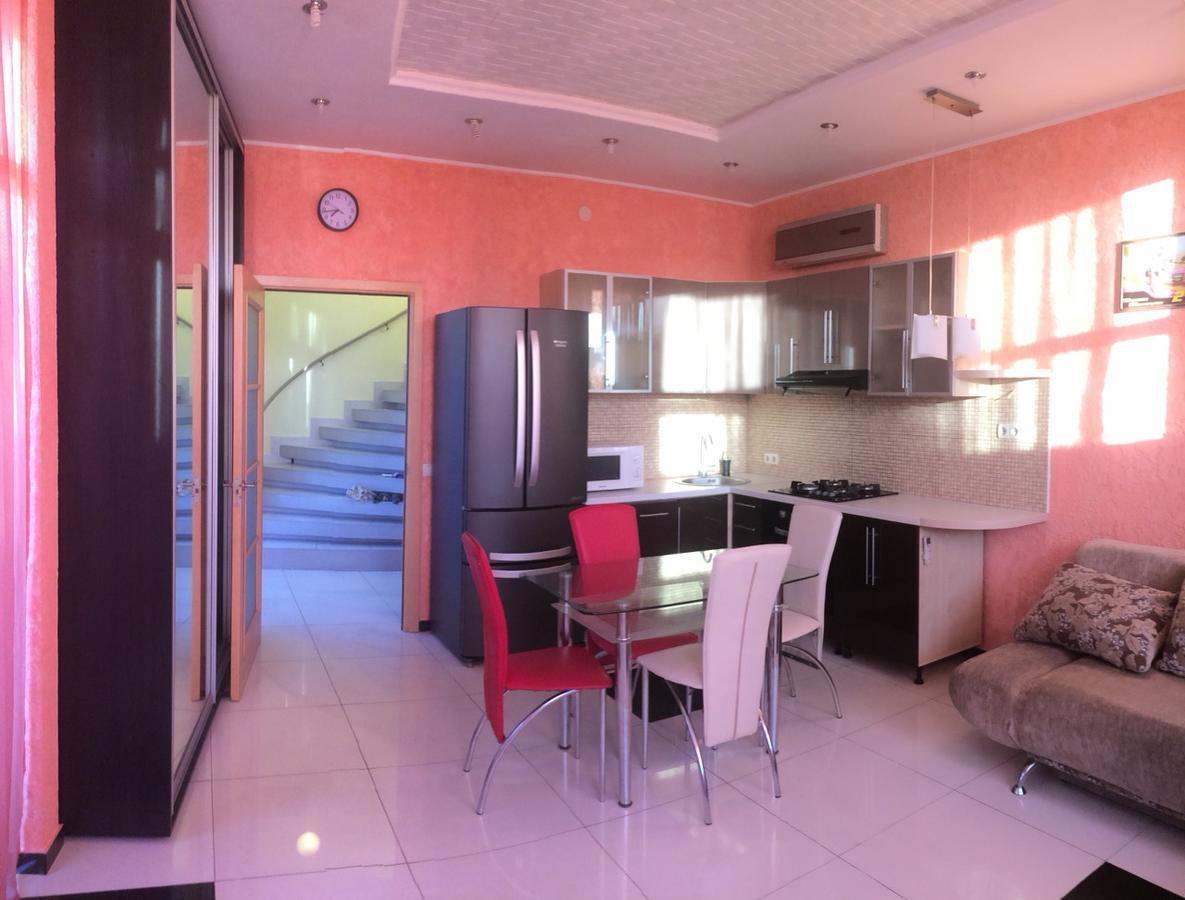Vila Тownhouse 84 Petropavlovskaya Borshchagovka Exteriér fotografie